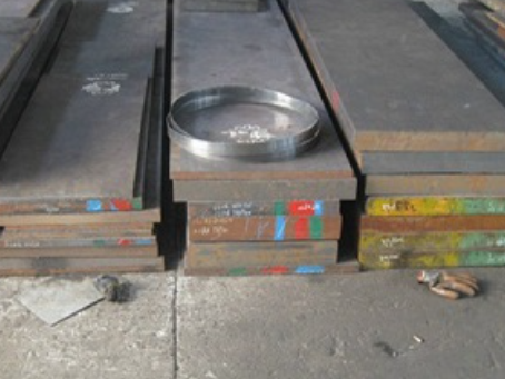 东港18NiCrMo5模具钢